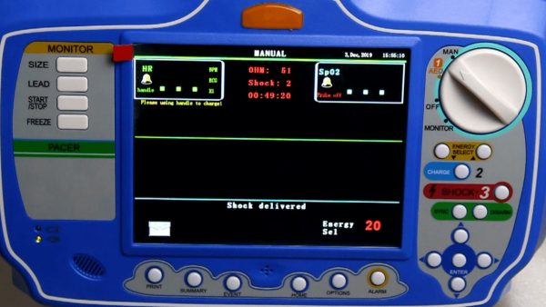 Defibrilator adalah alat medis yang akan memberikan sengatan listrik bertegangan tinggi untuk memulihkan dan menstabilkan ritme normal jantung.