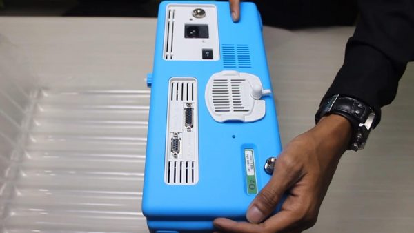 Ventilator adalah alat penunjang sebagian atau seluruh proses ventilasi pasien untuk mempertahankan oksigenasi atau pernapasan.