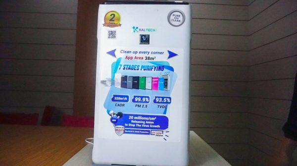 Air Purifier merupakan alat yang digunakan untuk memurnikan udara di ruangan, dengan menyaring udara di sekitar agar lebih bersih dan bebas dari polusi atau partikel partikel alergen yang dapat menyebabkan asma.
